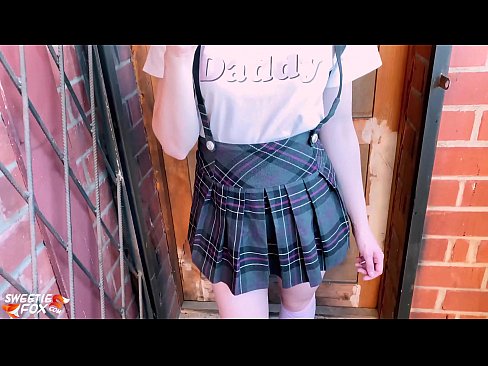 ❤️ Skolejente suger pikken hennes dypt og knuller i stedet for klasser. ❤ Sexvideo hos oss no.com-fullporner.ru