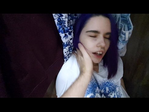 ❤️ Fant min søster i skapet og hjalp henne med å komme ❤ Sexvideo hos oss no.com-fullporner.ru